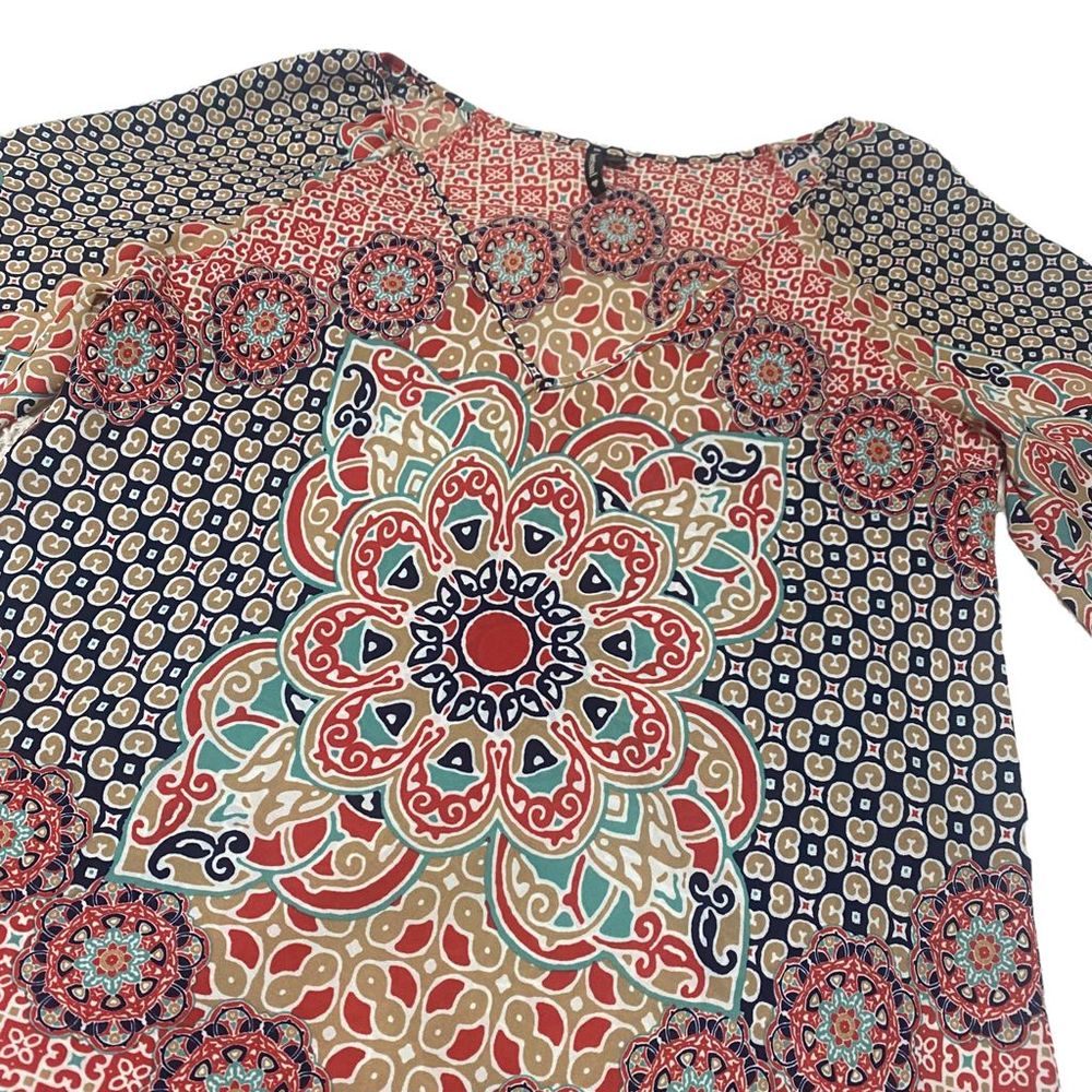 Beautiful Size S Handkerchief Style V-Neck Heartsoul Top - Picture 2 of 5